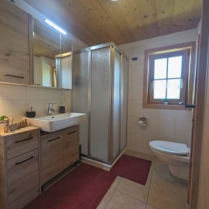 PXL_20230902_122201586.MP